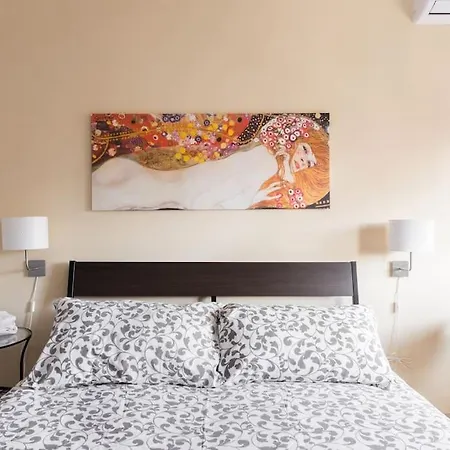Casa Giramondo Roma